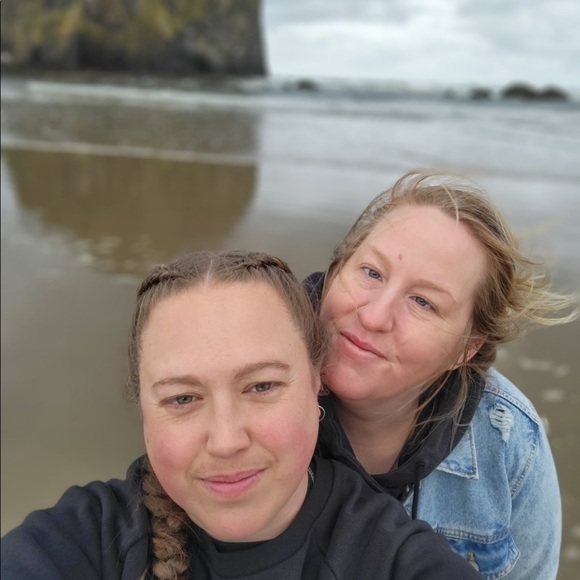 Meet the Posher 💛 - Picture 4 of 6